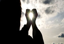 开云体育官网：斯卡洛尼谈小蜘蛛点球：球是否移动还有疑问，相关规则需要更明确.